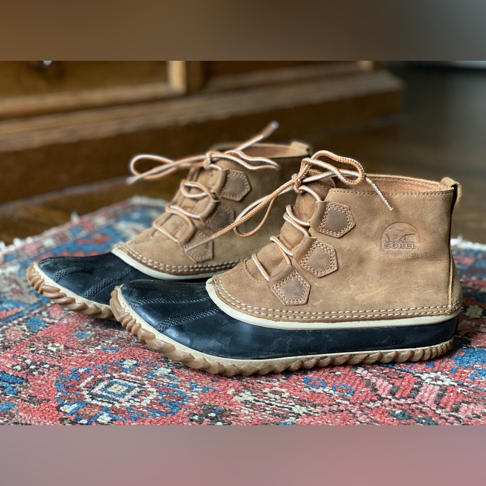 SOREL Brown Leather Out N About Duck Boots